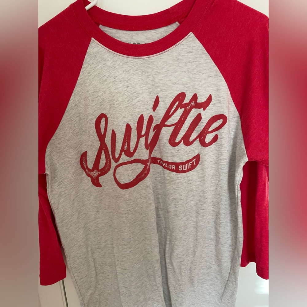 Taylor Swift “Swiftie” Shirt